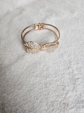 Gold Bow Crystal Bangle Bracelet - Women Jewelry